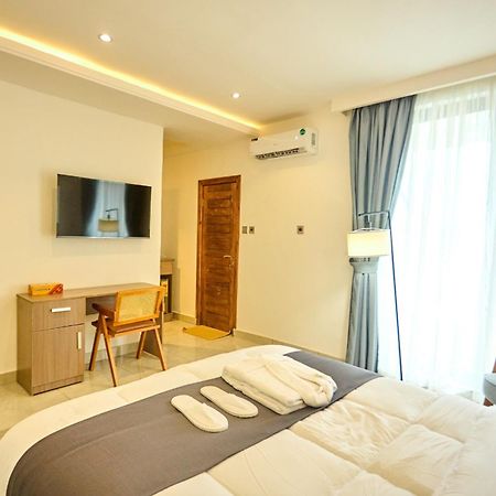 Aiden Homes And Apartments Hotel Koforidua Exterior photo